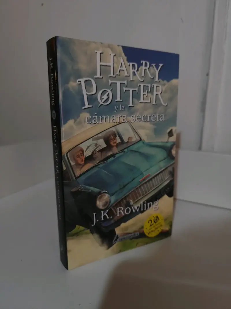 Libro "Harry Potter y la Cámara Secreta"