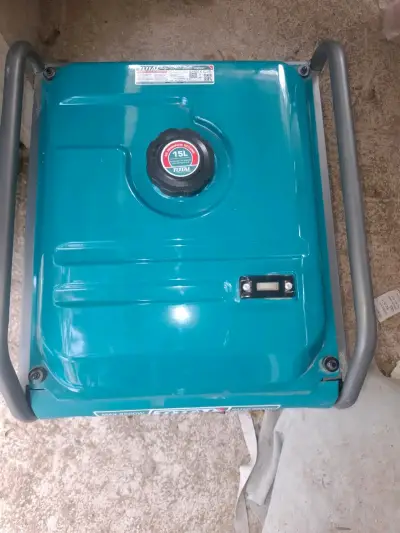 Generador a gasolina Total 5500W - miniatura 2