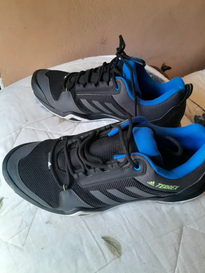 Zapatillas de Trekking Adidas Terrex Negras - 2