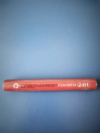 Labial Colorfix 24H Rojo Seductor - miniatura 1