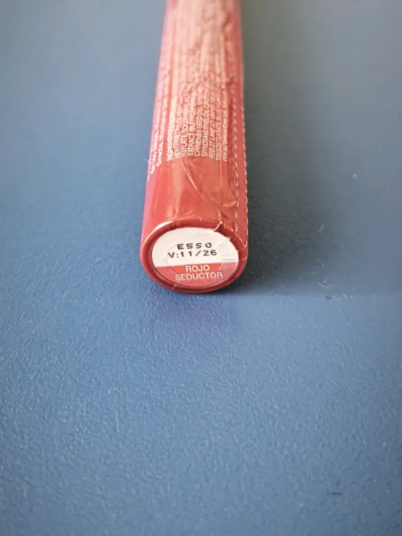 Labial Colorfix 24H Rojo Seductor - 2