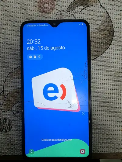 Teléfono Samsung a11 con pantalla rota - miniatura 1
