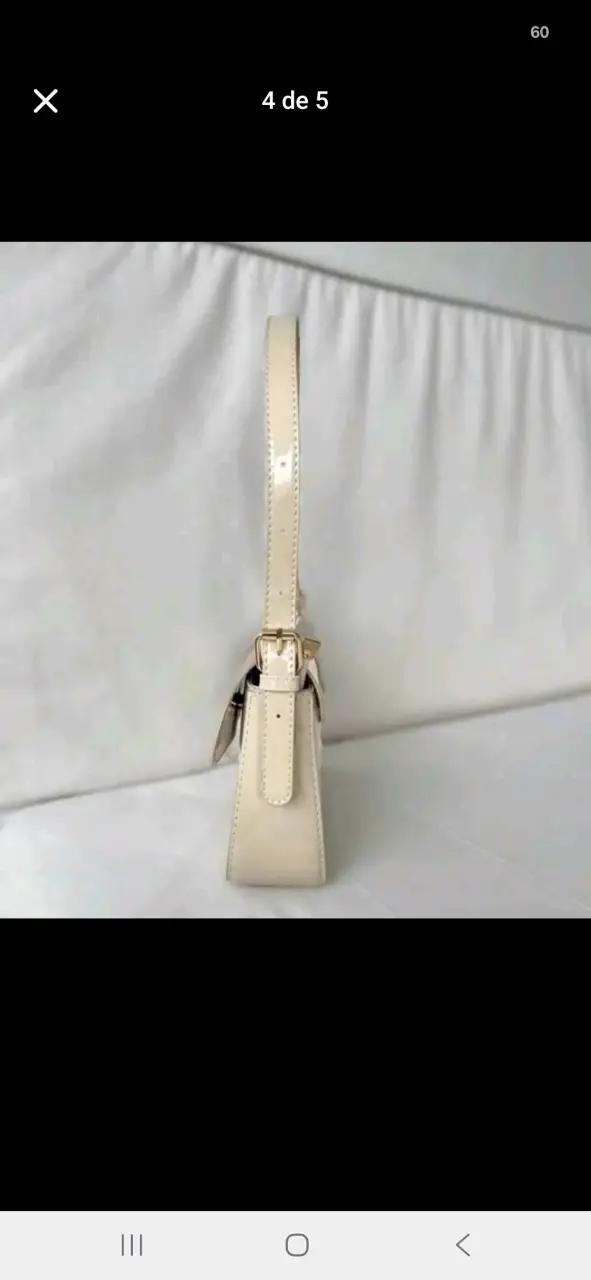 Cartera de Hombro Beige Elegante - 4