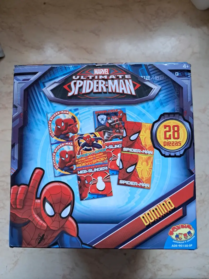 Dominó Marvel Ultimate Spider-Man 28 piezas - 1