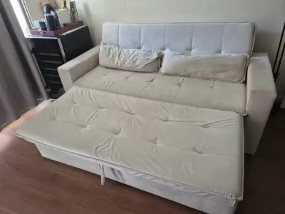 Sofá cama beige en buen estado - miniatura 2