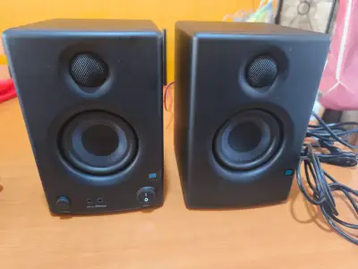 Kit de Grabación PreSonus con Monitores y Micrófono - miniatura 5