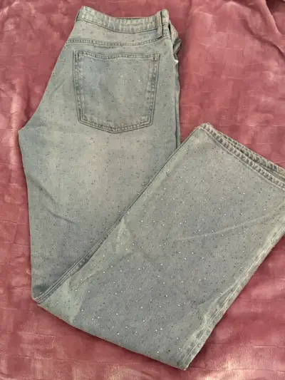 Jeans Zara talla 44 sirve un 42 - miniatura 5