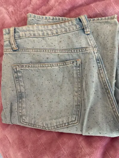 Jeans Zara talla 44 sirve un 42 - miniatura 6