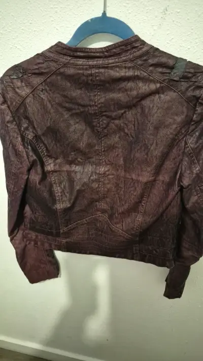 Chaqueta de cuero marrón con cierre metálico - miniatura 4