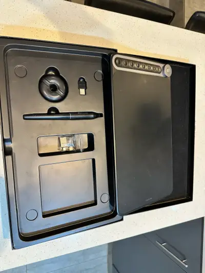 Tableta gráfica Huion con lápiz y accesorios - miniatura 2