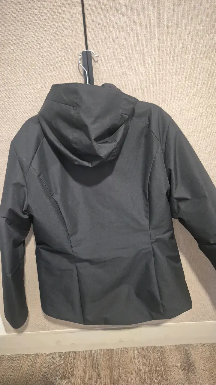 Chaqueta impermeable negra O'Neill con capucha - 2