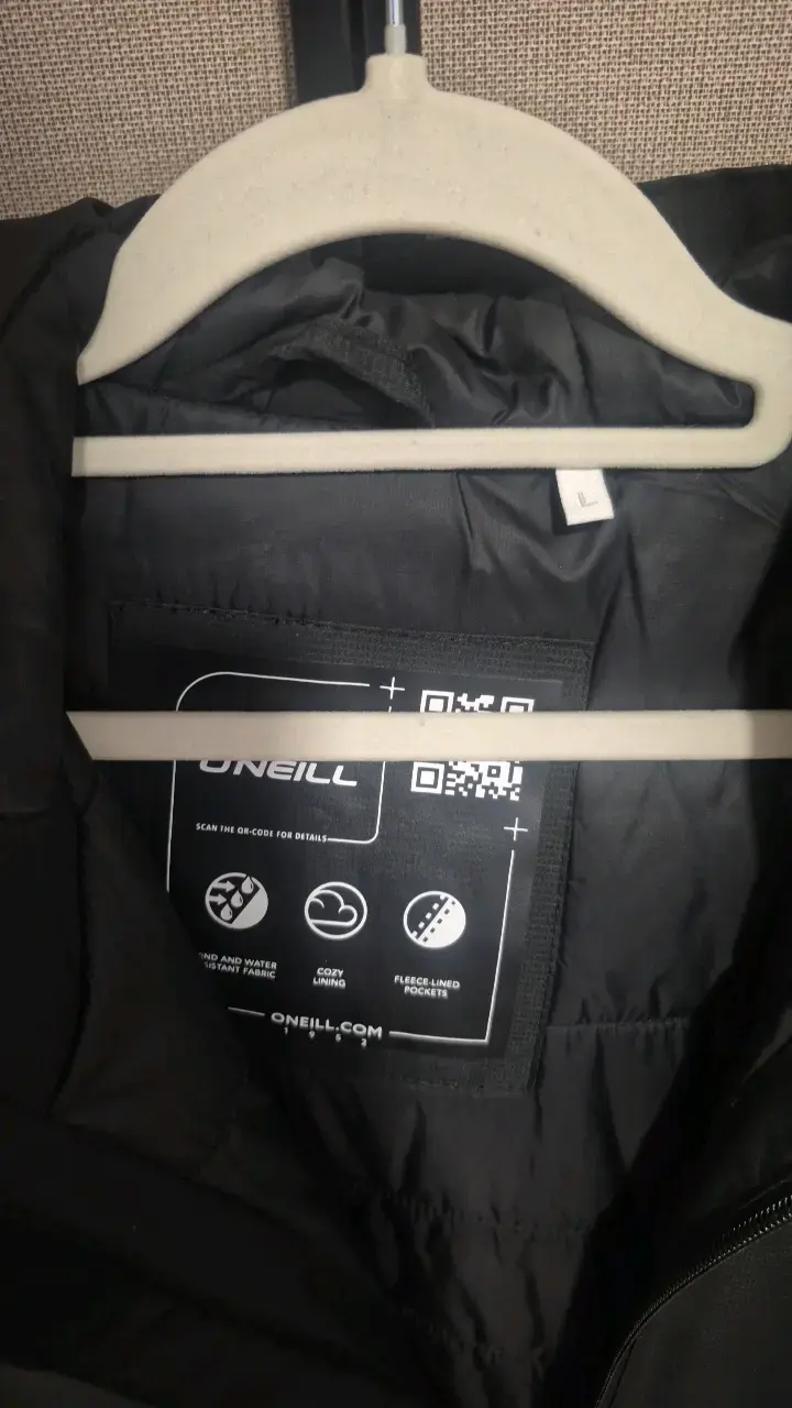 Chaqueta impermeable negra O'Neill con capucha - 3