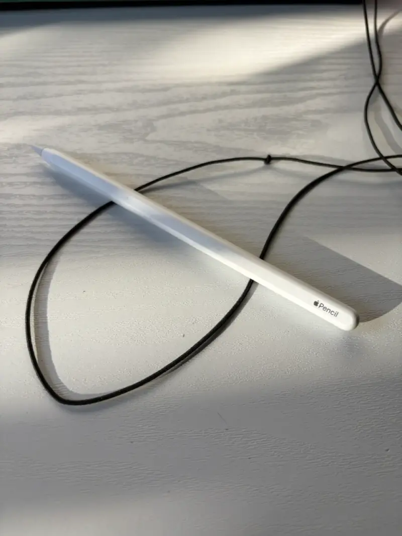 Apple Pencil, segunda generación en buen estado