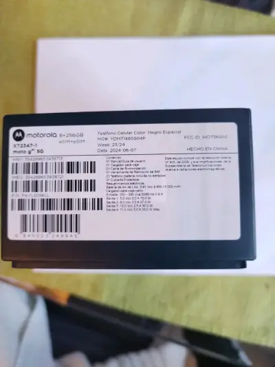 Smartphone Motorola Moto G84 5G 256GB Negro - miniatura 2