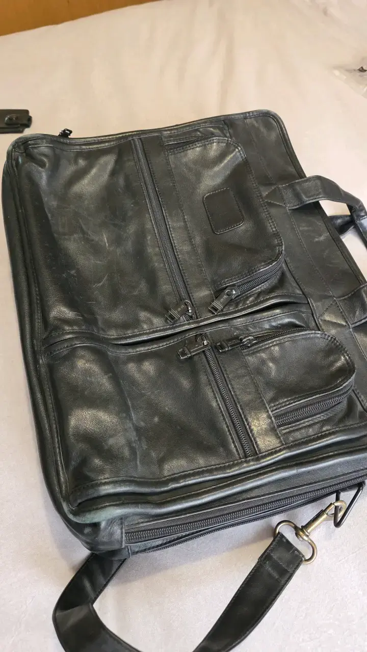 Maletín de cuero negro Tumi Vintage - 2