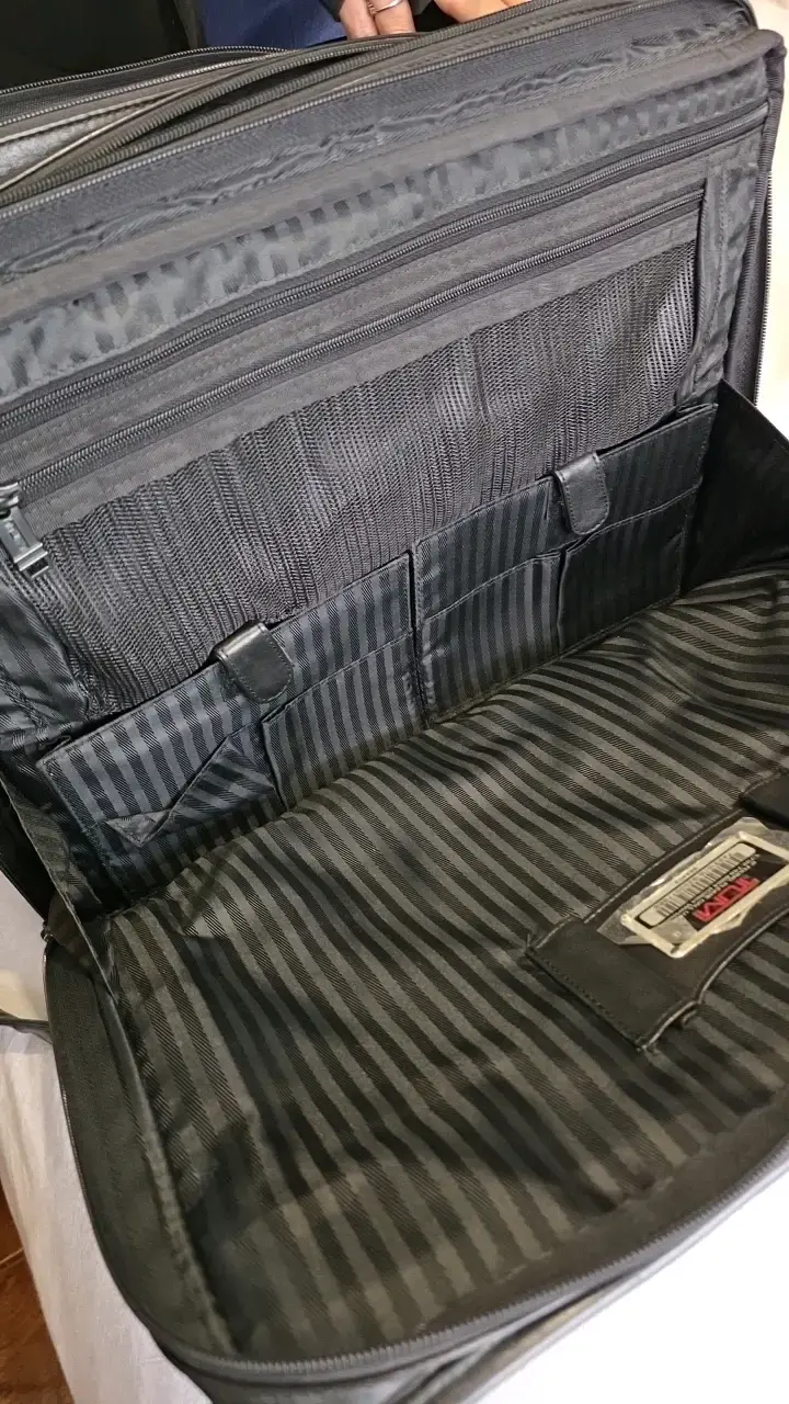 Maletín de cuero negro Tumi Vintage - 6