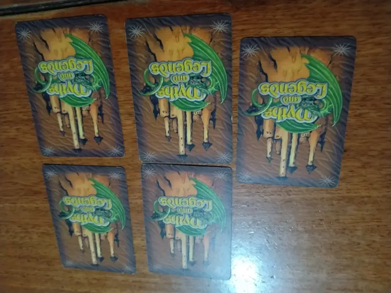 Cartas de juego mitos y leyendas inglés - 4