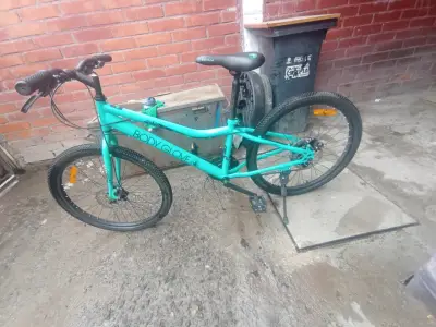 Bicicleta Body Glove verde para montaña - miniatura 2