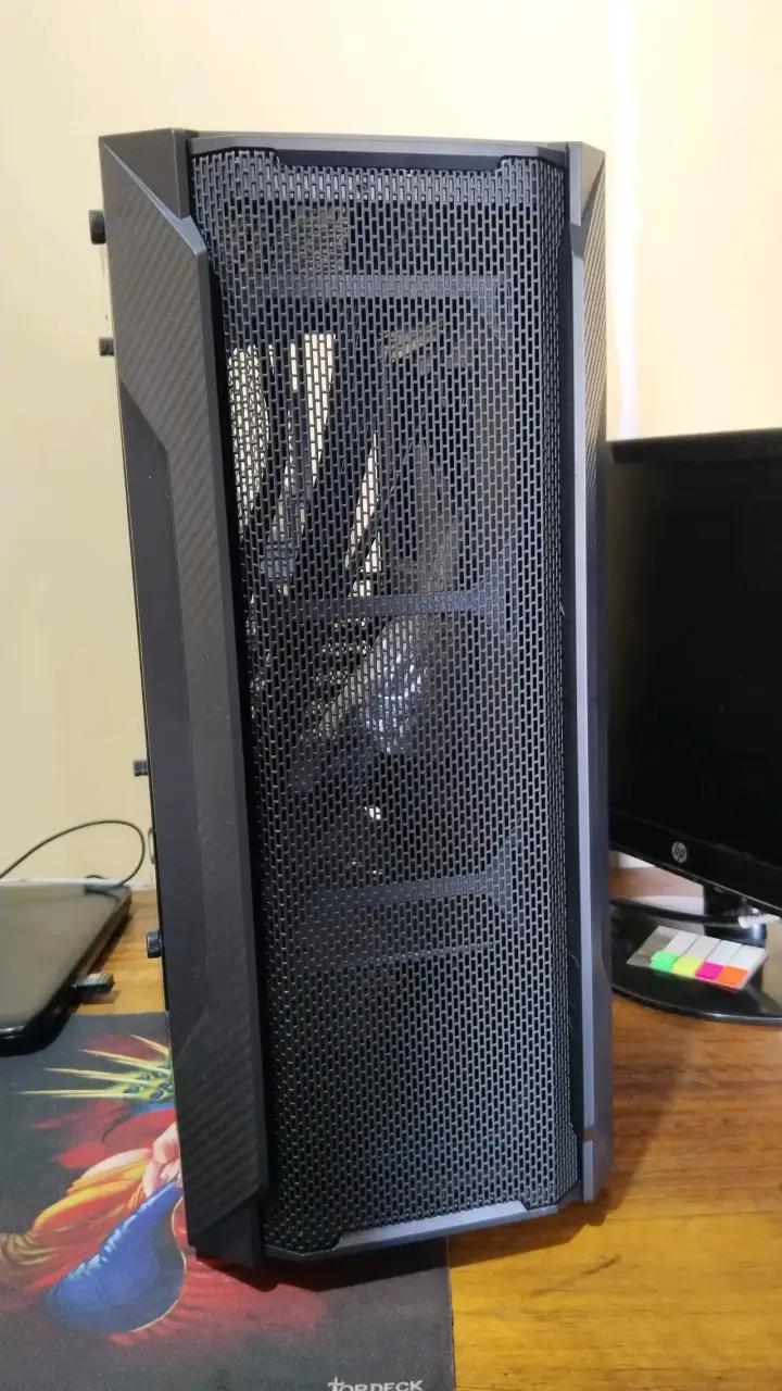 Gabinete de PC darkflash - 3