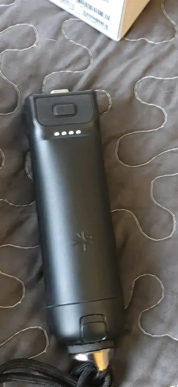 Cámara DJI Osmo Pocket 3 con Mango de Batería - 3