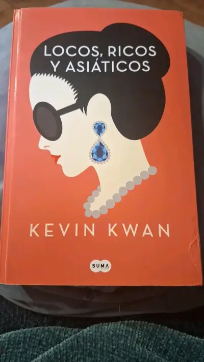 'Locos, Ricos y Asiáticos' de Kevin Kwan - miniatura 1