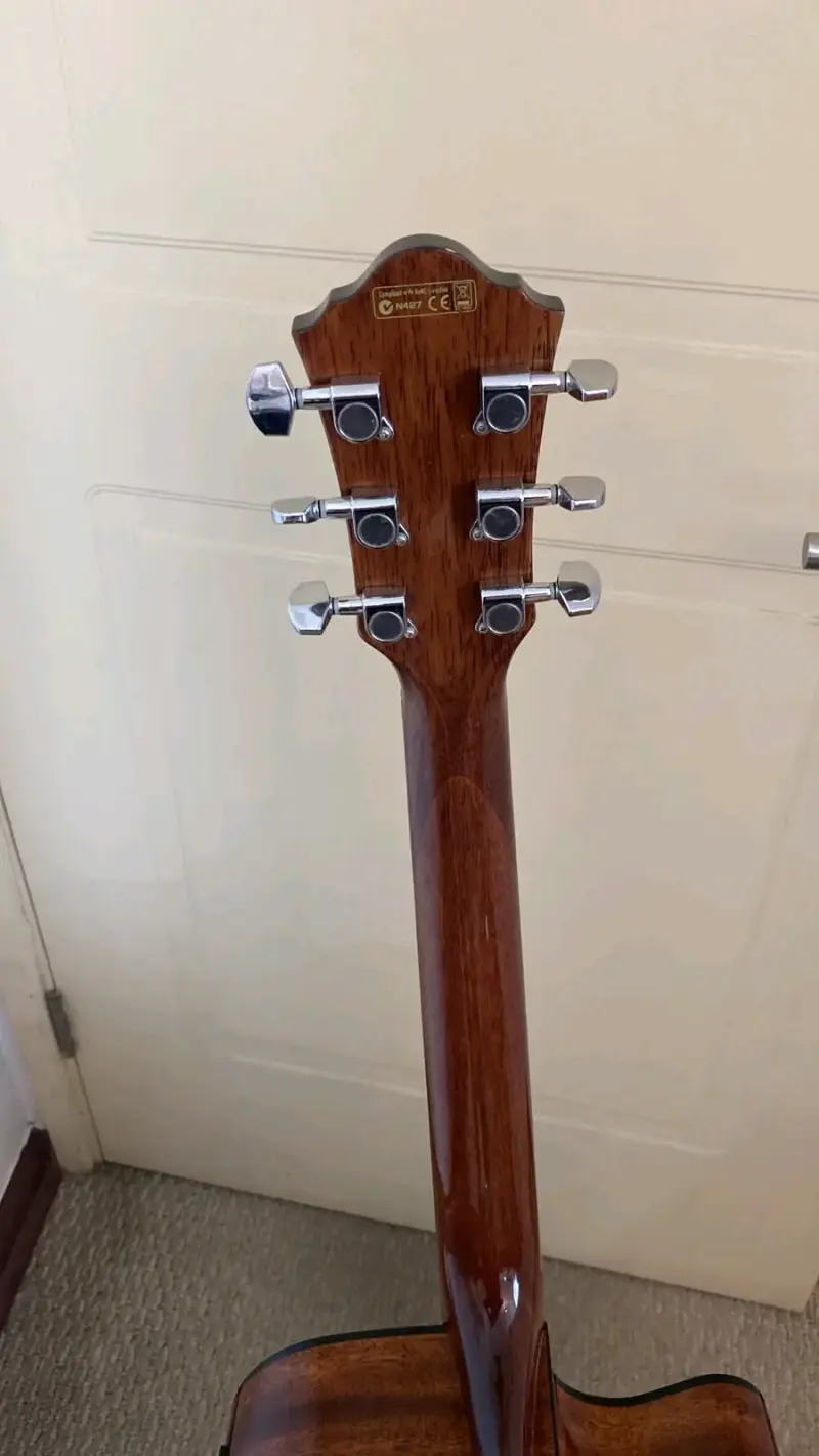 Guitarra electroacústica Ibanez - 4