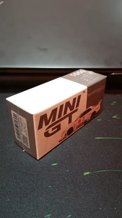 Mini GT Nissan Skyline R34 Liberty Walk - miniatura 5