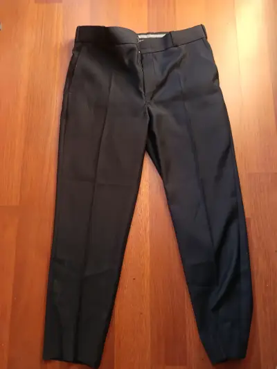 Pantalón de vestir negro para hombre talla 42 - miniatura 1