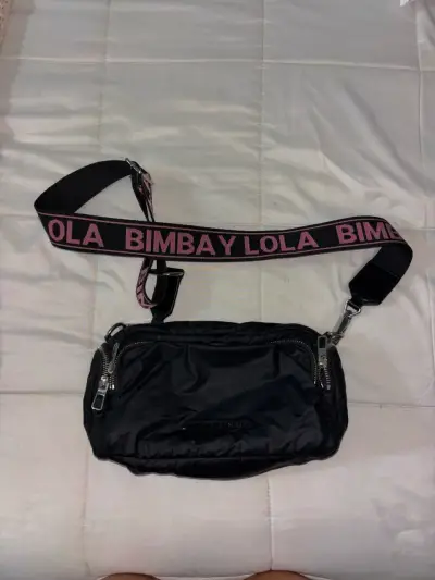 Bandolera negra Bimba y Lola con correa ajustable - miniatura 1
