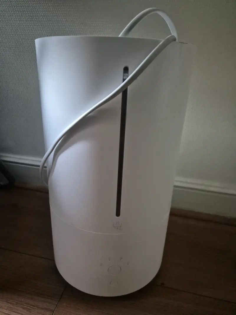 Humidificador de aire blanco con control táctil