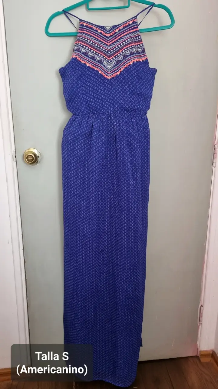 VESTIDOS Y POLERAS - 2