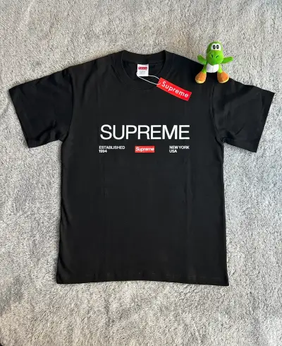 Polera negra Supreme - miniatura 1