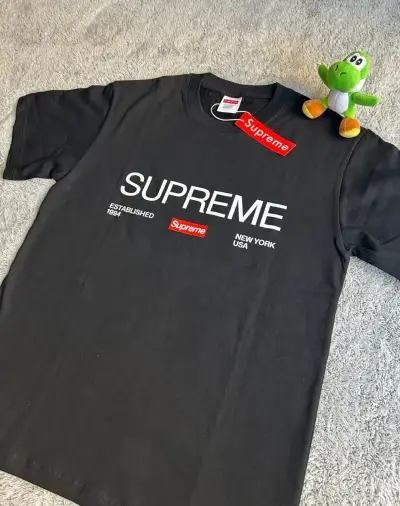 Polera negra Supreme - miniatura 2