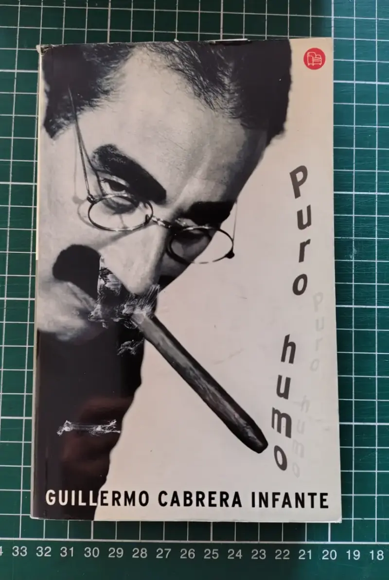 Libro 'Puro Humo' de Guillermo Cabrera Infante - 1