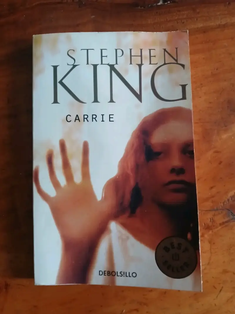 Libro 'Carrie' de Stephen King - Bestseller - 1