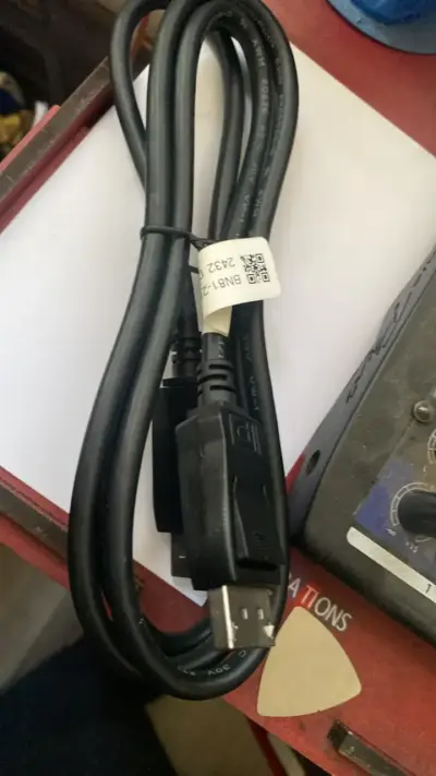Cable adaptador USB a HDMI negro - miniatura 1