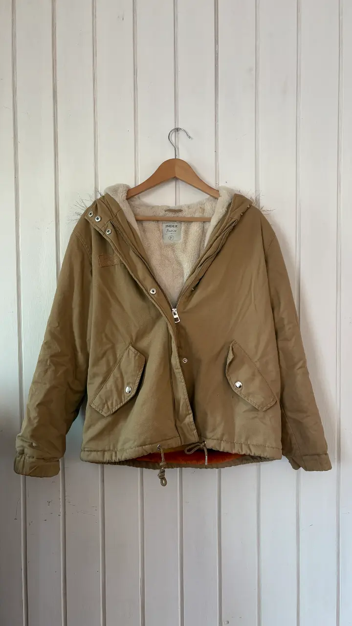 Chaqueta con interior peludo - 1
