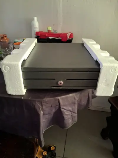 Caja registradora para efectivo - miniatura 1