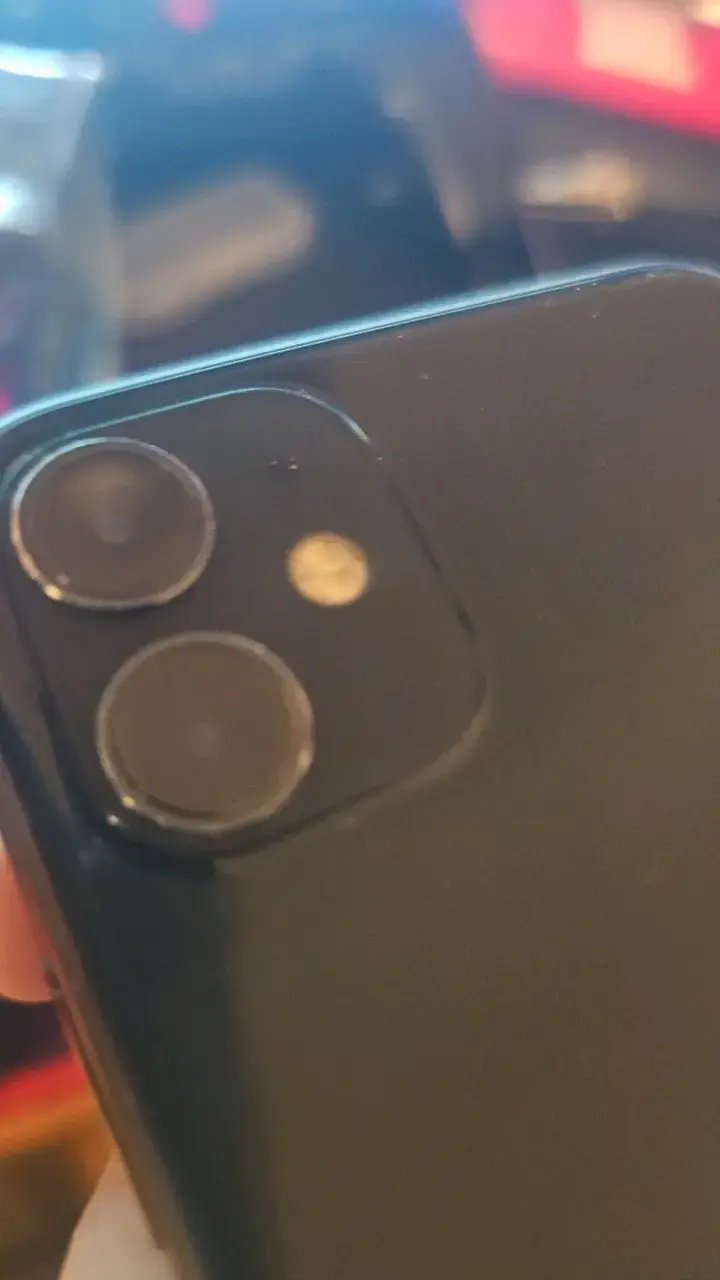iPhone 11 64gb detalle - 4