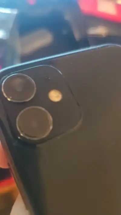 iPhone 11 64gb detalle - miniatura 4