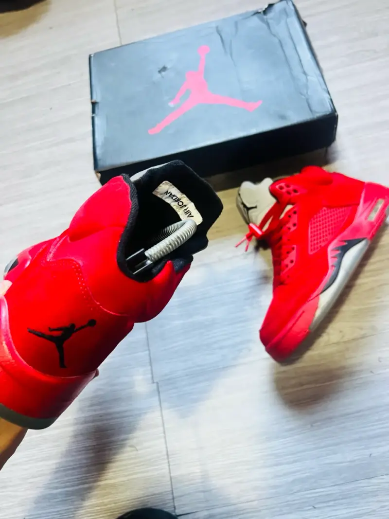 Air Jordan Retro 5 Red Suede - 3