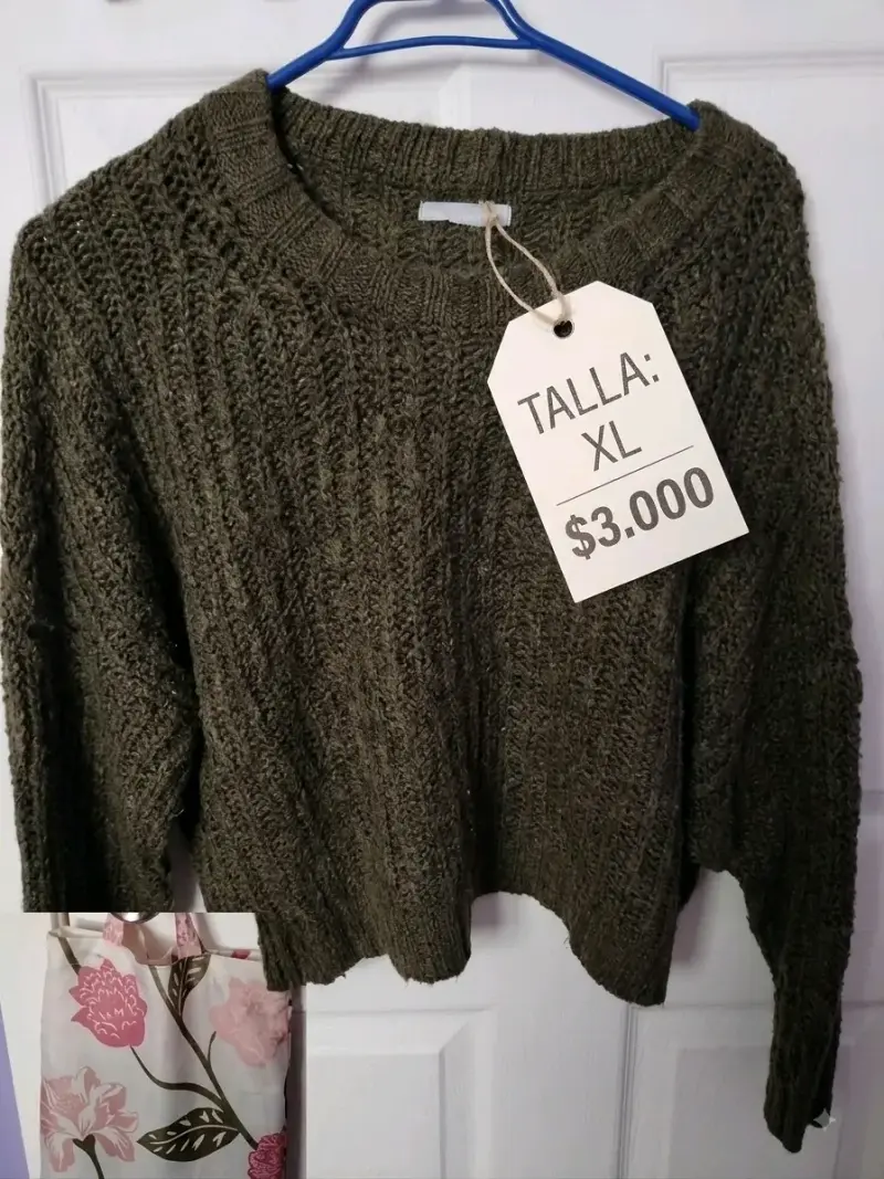 Suéter tejido verde talla XL