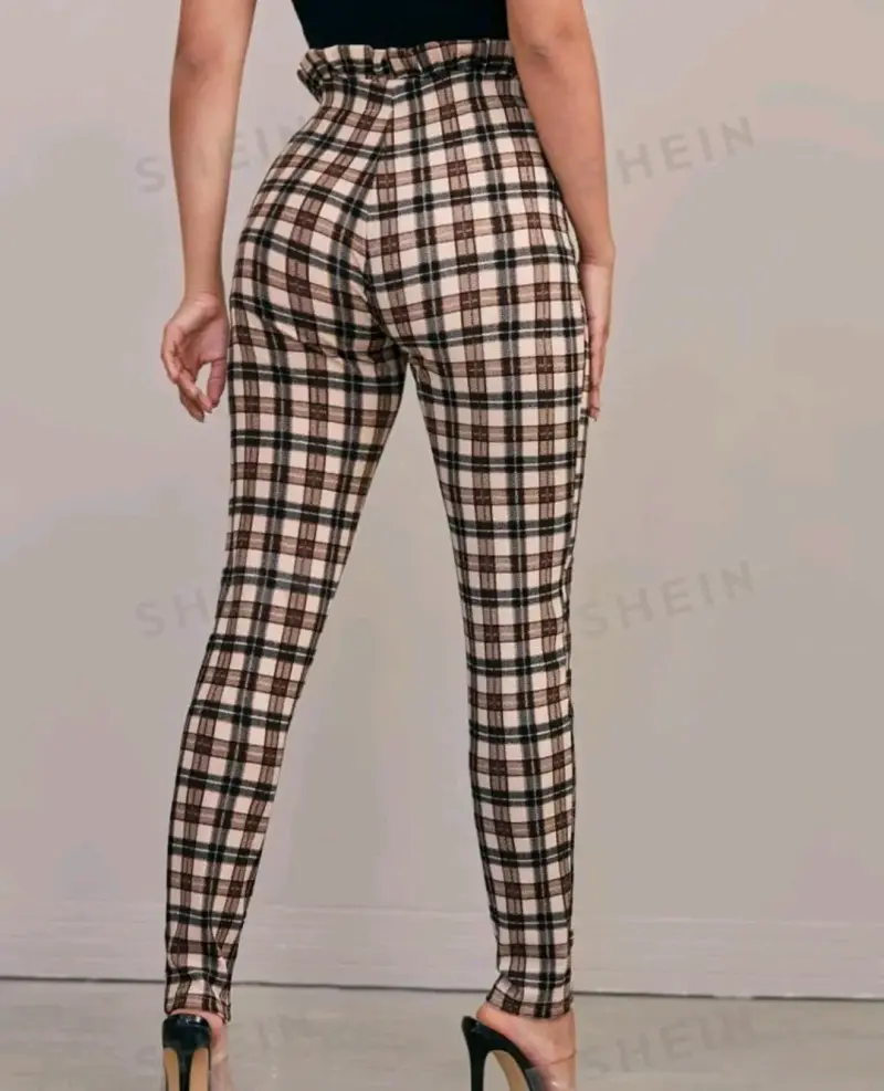 Pantalones a cuadros Shein con lazo - 2