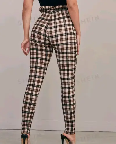 Pantalones a cuadros Shein con lazo - miniatura 2