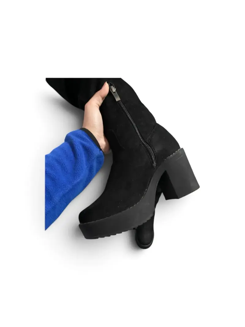 Botas negras de gamuza con tacón alto - 3