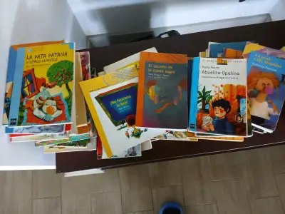 Lote de libros infantiles y juveniles variados - miniatura 3
