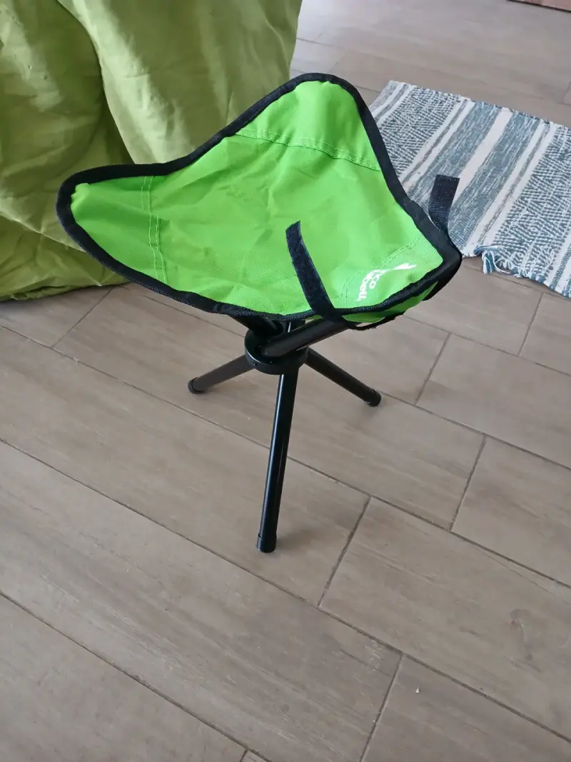 Silla plegable de camping verde compacta - 2