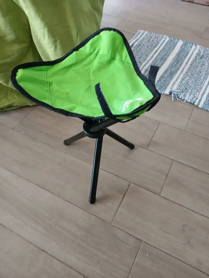 Silla plegable de camping verde compacta - 3