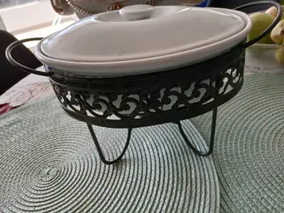 Sopera de cerámica con soporte decorativo - miniatura 2