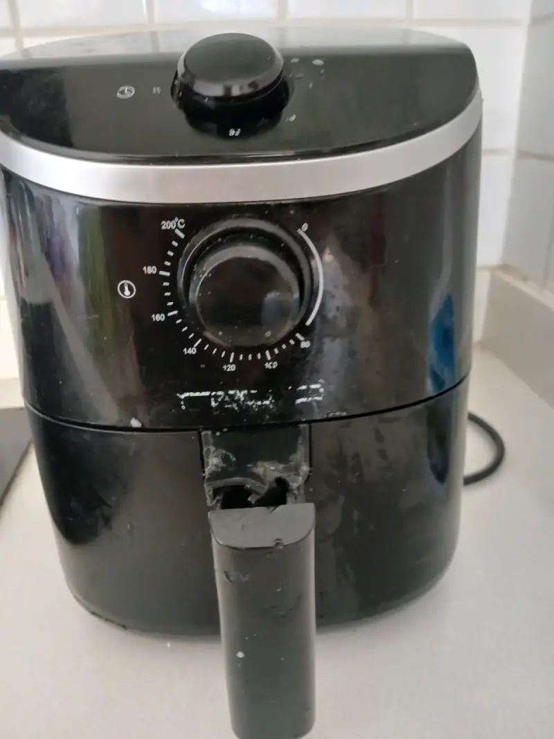 Freidora de Aire Negra con Control de Temperatura - 3